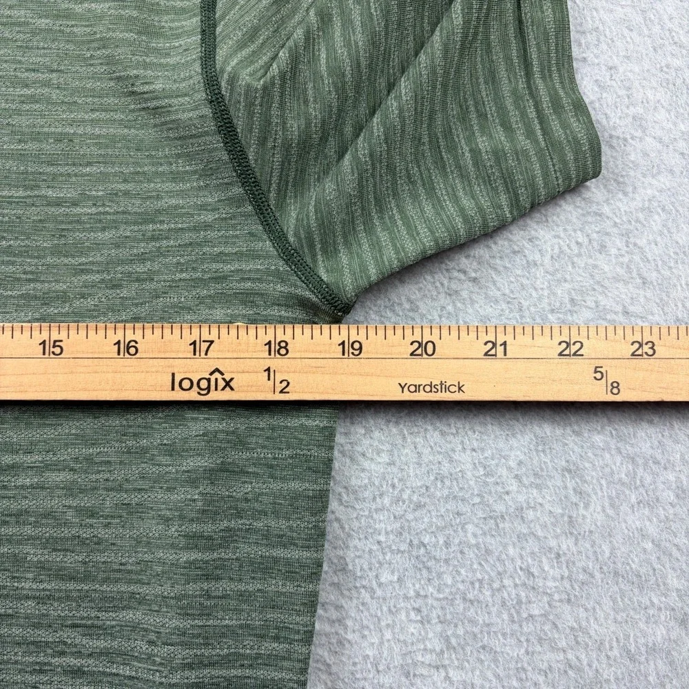 Lululemon Metal Vent Tech Shirt Mens Medium Green Striped Short Sleeve Gym